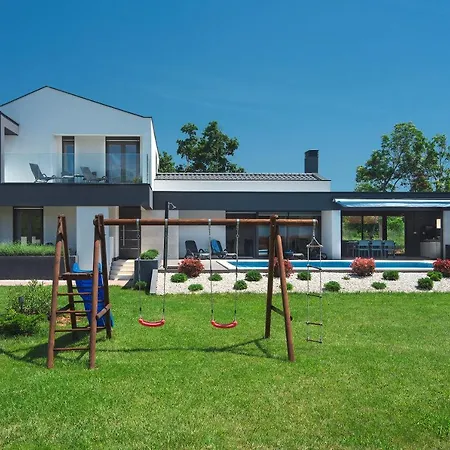 Villa Linea Stinjan